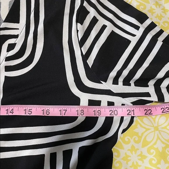 2/$20 Nine West XL Faux Wrap Black/White Dress Professional Sexy stretchy EUC - Picture 6 of 9